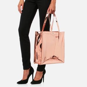 NWT.    Ted Baker rose gold tote